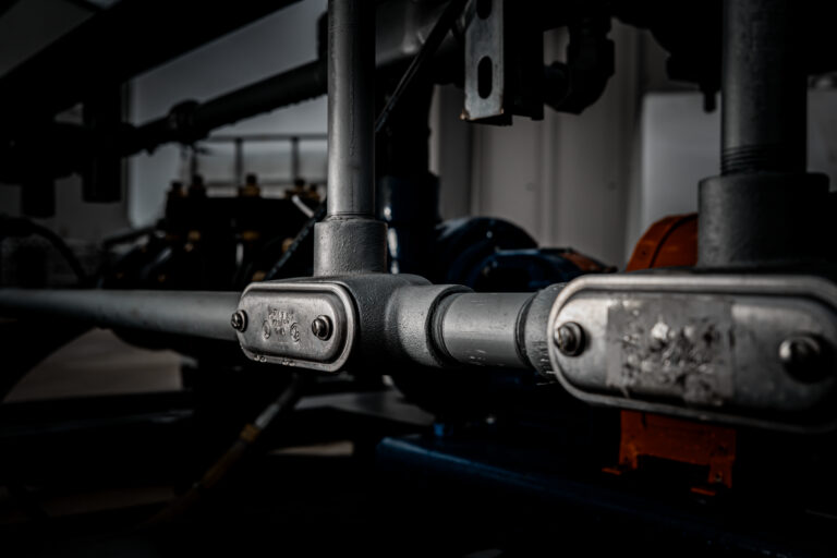Fluid Rack System NexFlow Loading Rack Pro: Multi Arm Versatile and Efficient Fluid ...